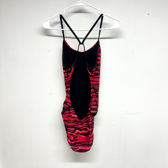 TYR Women One Piece Red & Black Durafast Elite Fizzy Cut outfit Size 34 - Picture 4 of 5